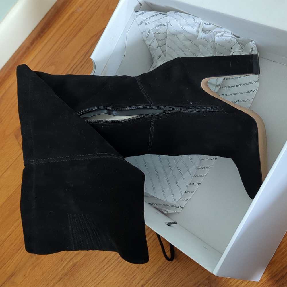 NWOT Aldo Thigh high black suede high heel boots